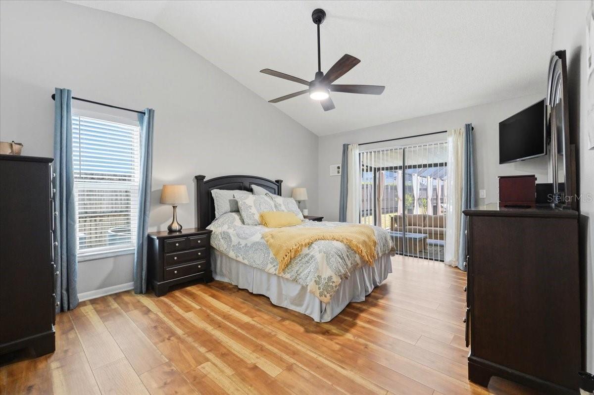 BLOOMINGDALE OAKS - Residential