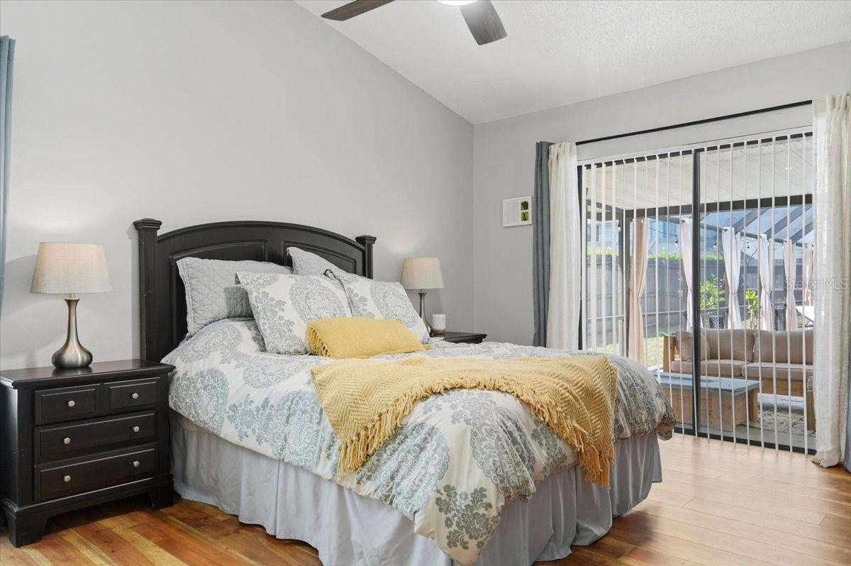 BLOOMINGDALE OAKS - Residential