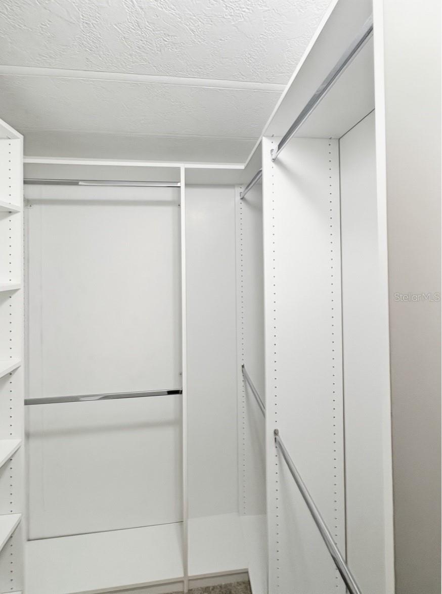 CONTINENTAL CNTRY CLUB INC REO - Residential