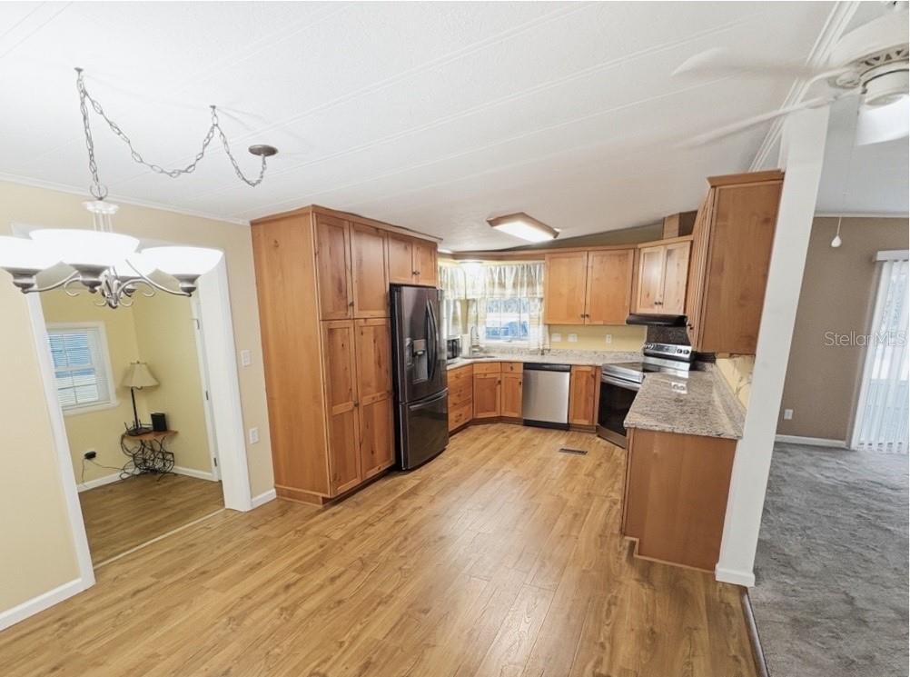 CONTINENTAL CNTRY CLUB INC REO - Residential