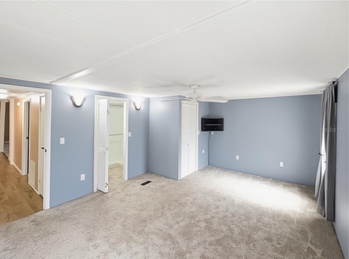 CONTINENTAL CNTRY CLUB INC REO - Residential