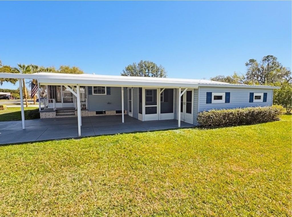 Photo of 13 Seminole Path, Wildwood, FL 34785 (MLS # G5108673)