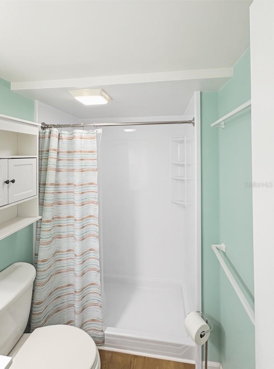 CONTINENTAL CNTRY CLUB INC REO - Residential