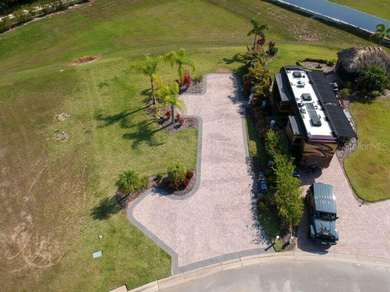 BAY LAKE RESIDENCE - Land