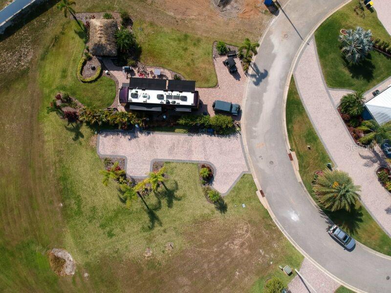 BAY LAKE RESIDENCE - Land