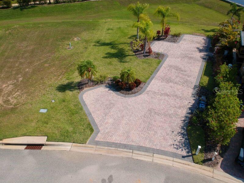 BAY LAKE RESIDENCE - Land