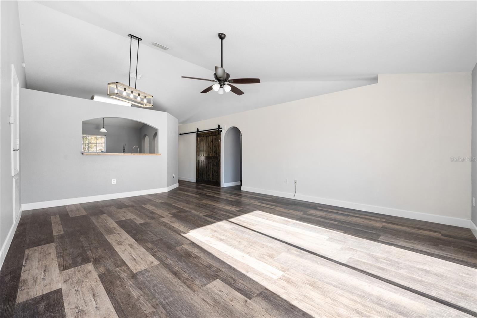 MARION OAKS UN 09 - Residential