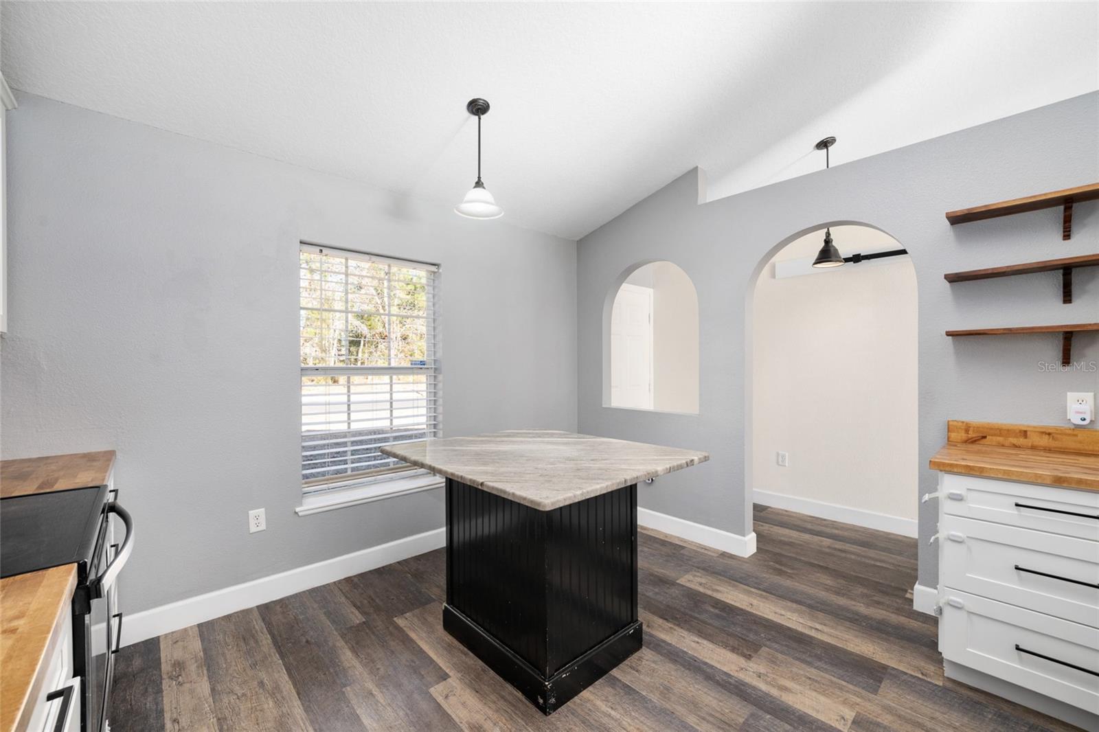 MARION OAKS UN 09 - Residential