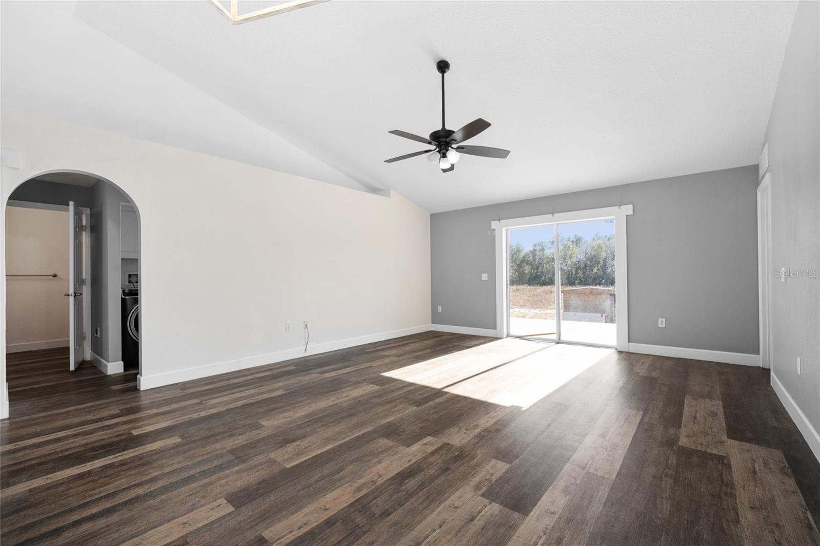 MARION OAKS UN 09 - Residential