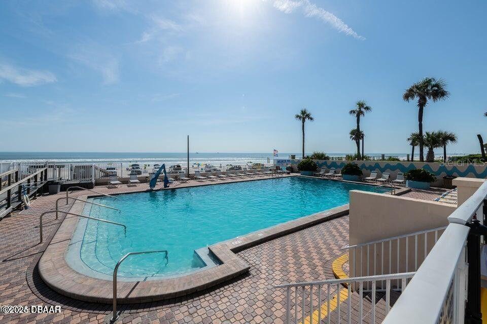 FOUNTAIN BEACH RESORT CONDO - Residential