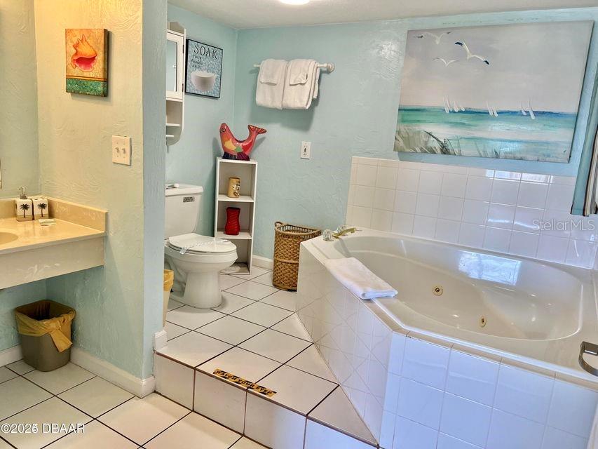 FOUNTAIN BEACH RESORT CONDO - Residential