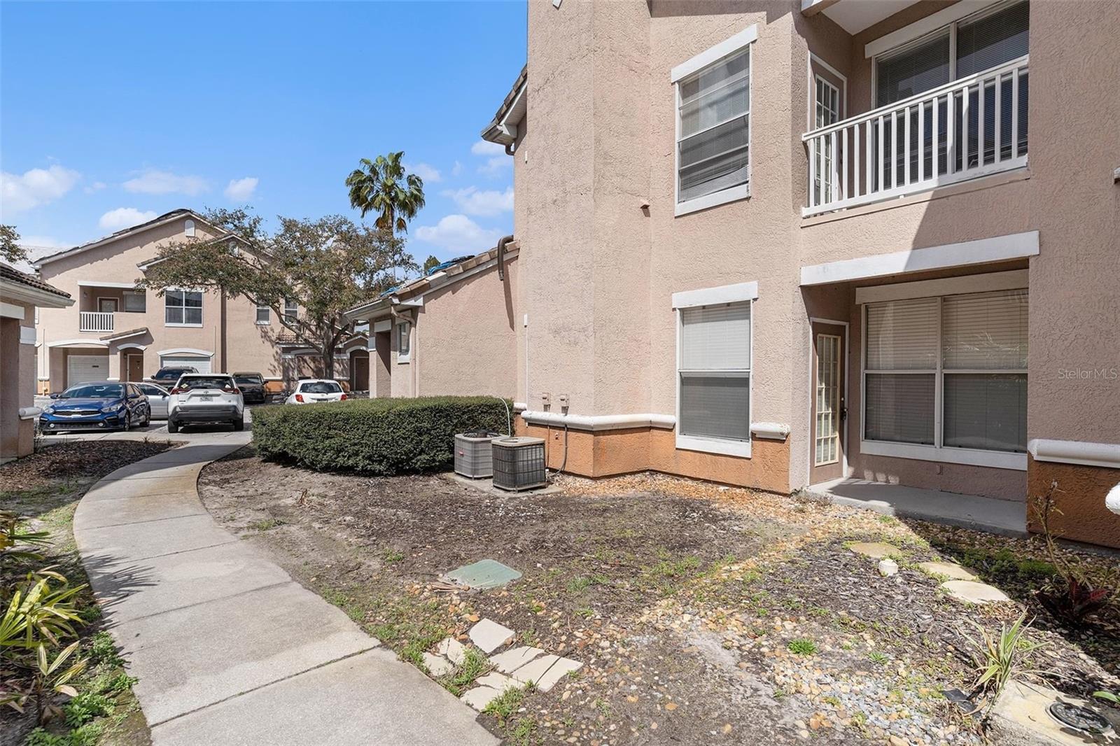 THE VILLAS CONDO - Residential