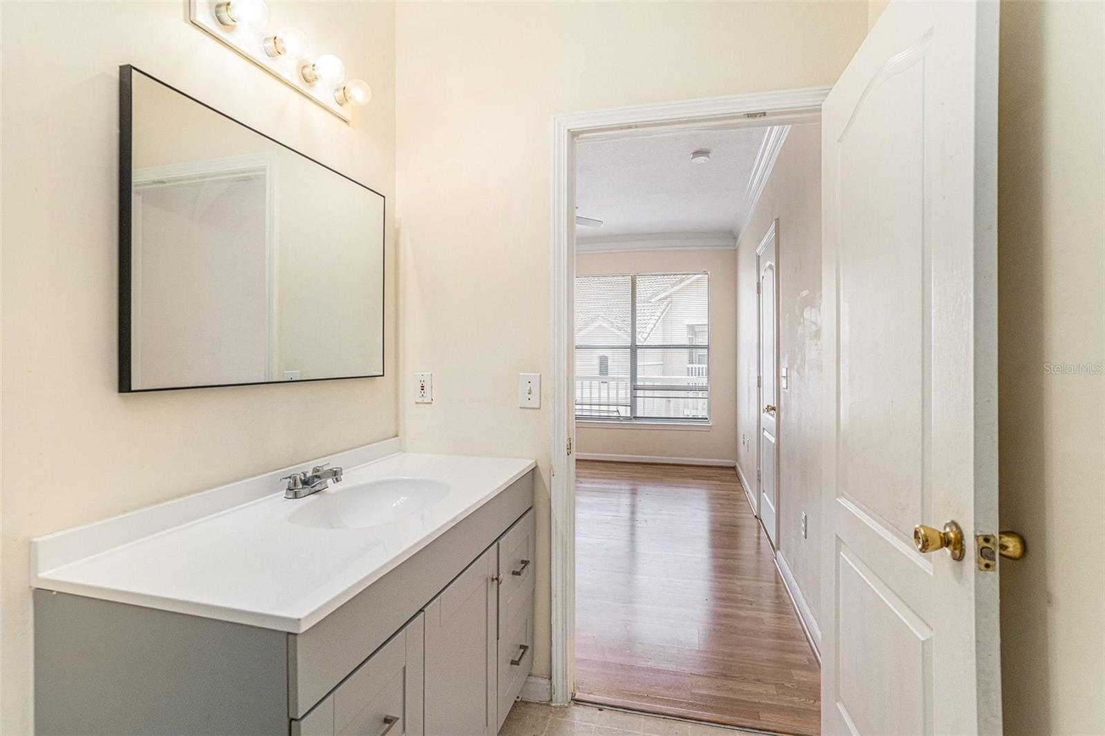 THE VILLAS CONDO - Residential