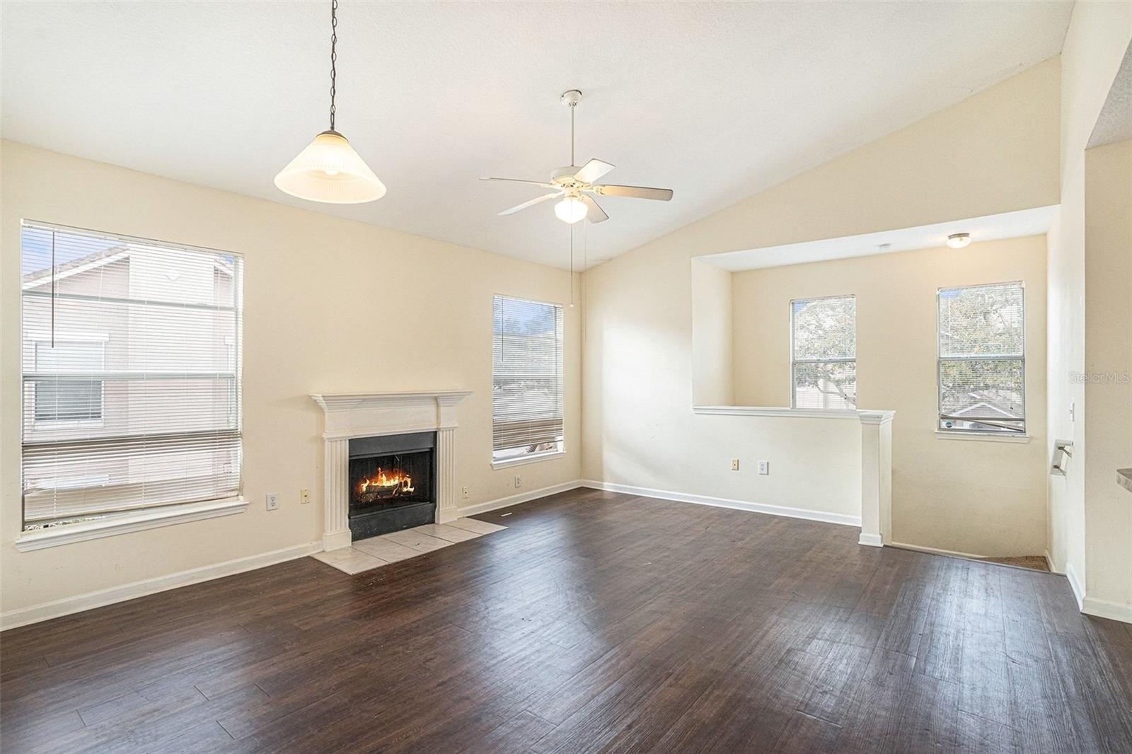 10467 VILLA VIEW CIRCLE 10467