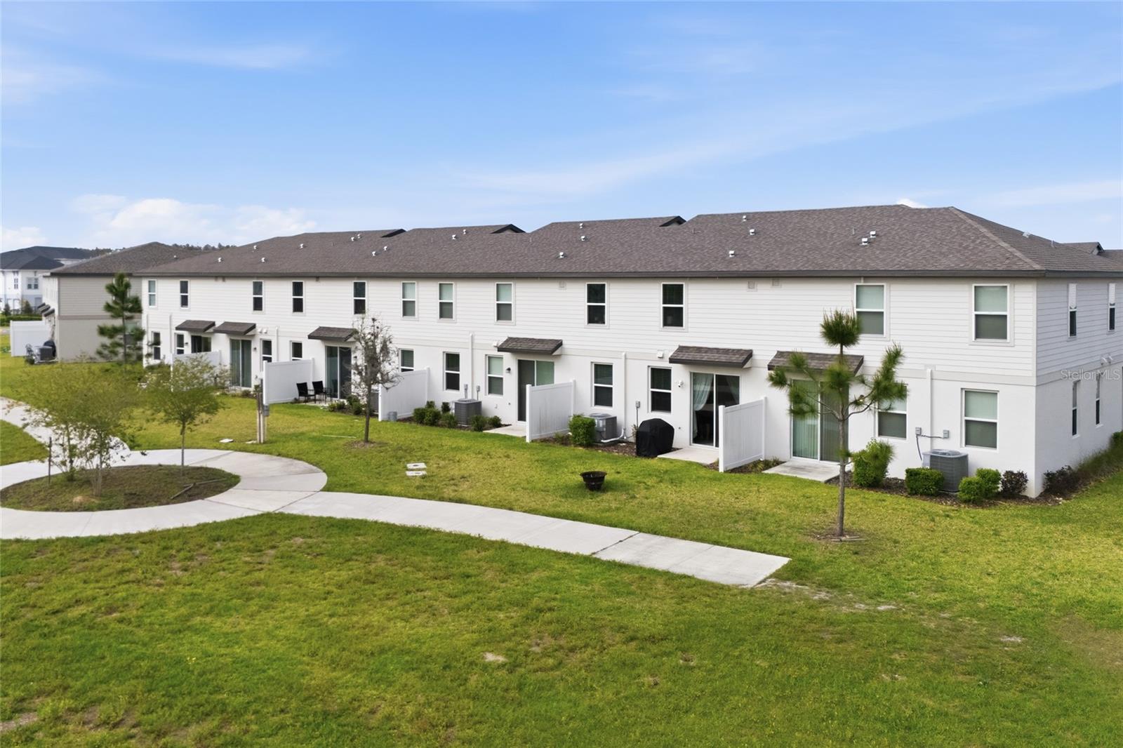 TOWNS/WATERGRASS - Residential