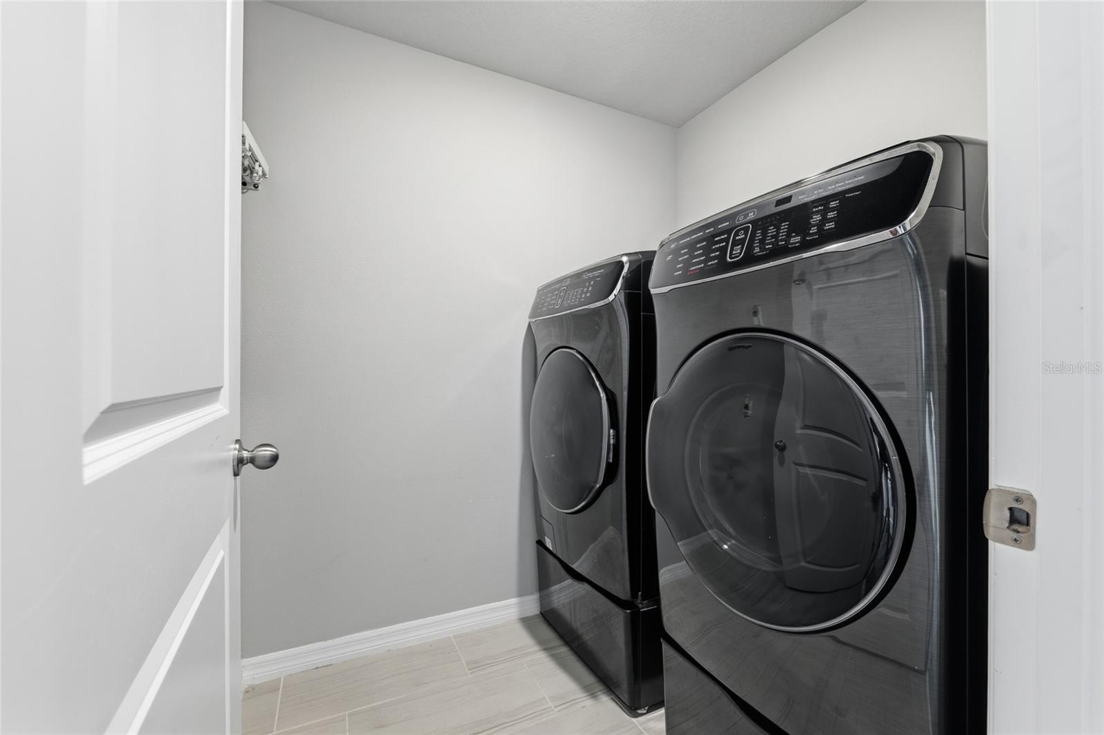 TOWNS/WATERGRASS - Residential