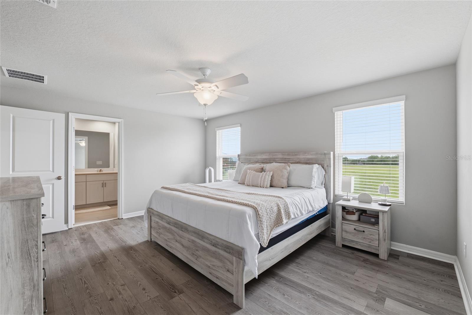 TOWNS/WATERGRASS - Residential