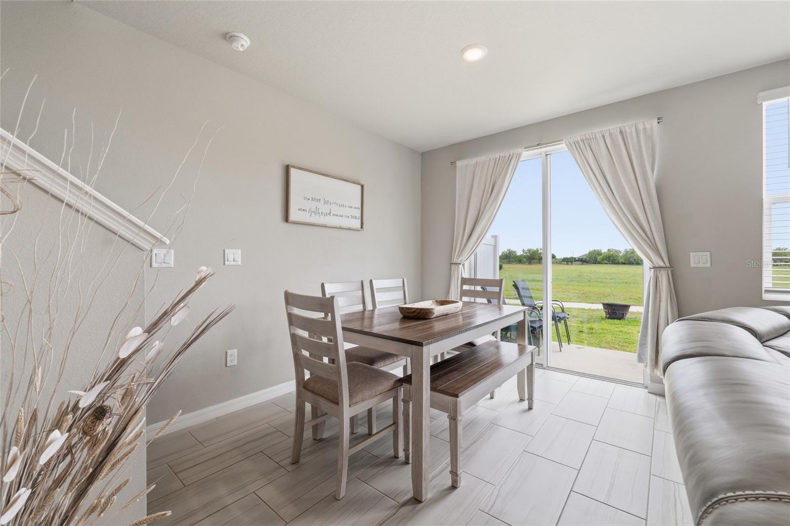 TOWNS/WATERGRASS - Residential