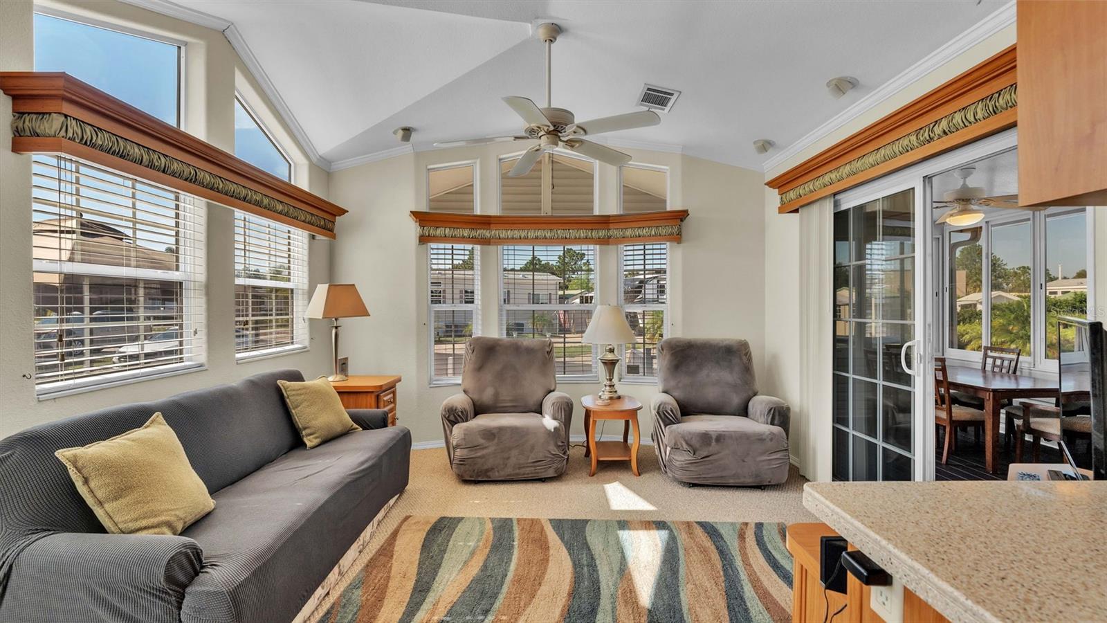 ELITE RESORTS AT CITRUS VALLEY CONDO UNIT 19 - Residential