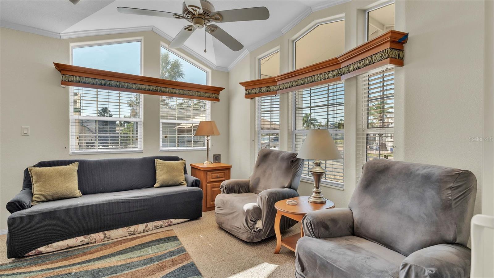 ELITE RESORTS AT CITRUS VALLEY CONDO UNIT 19 - Residential