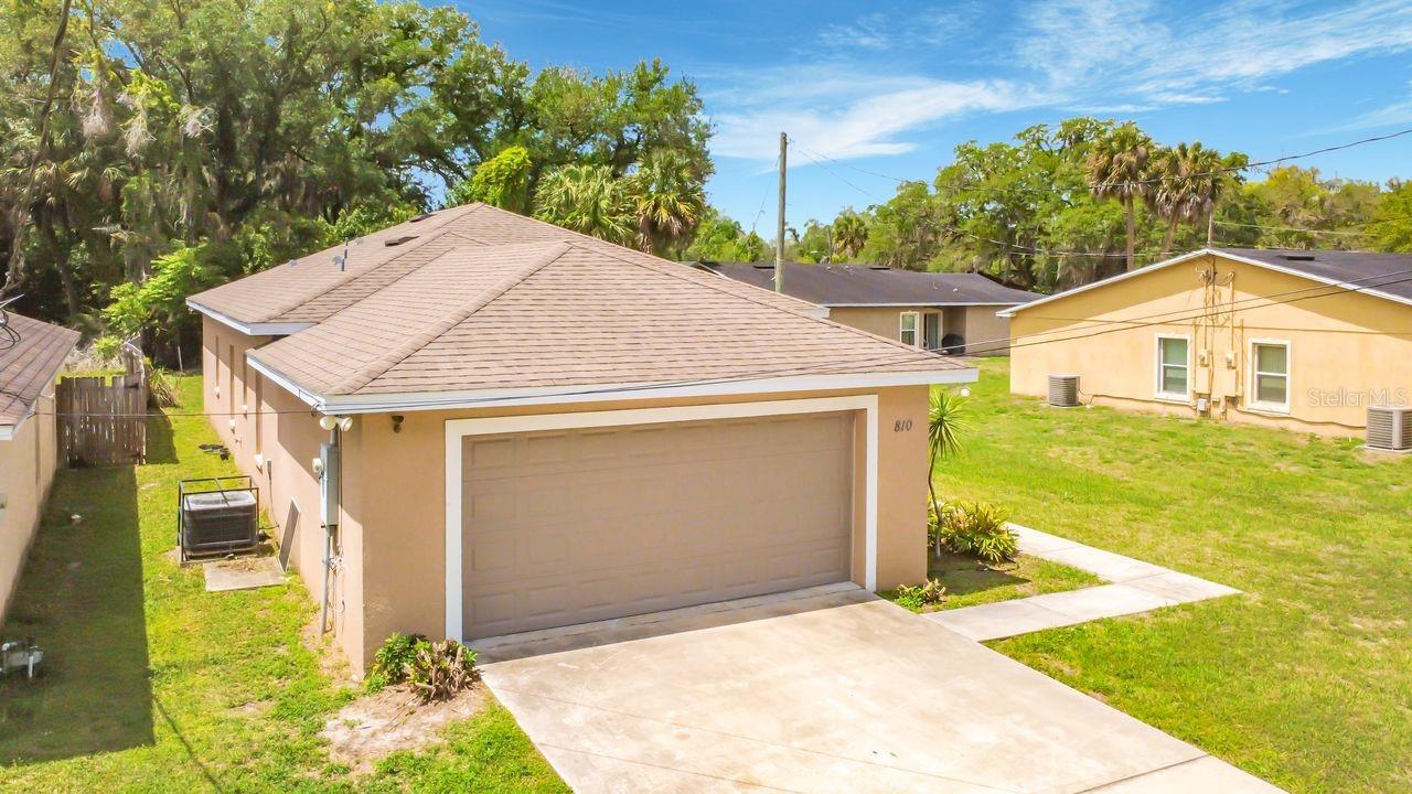 810 PECAN AVENUE