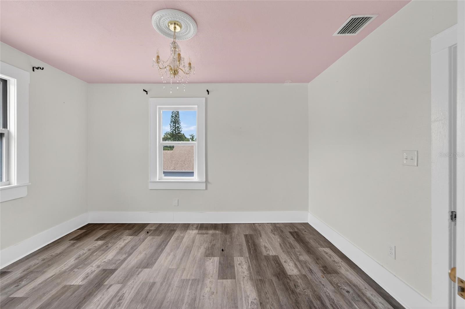 FRUITLAND HEIGHTS - Residential