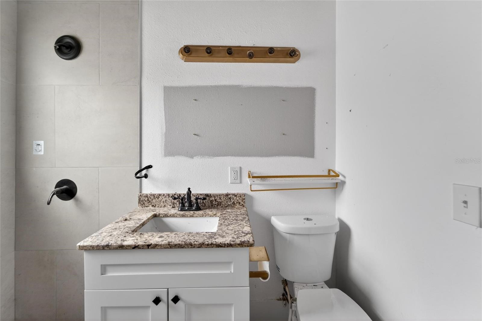 FRUITLAND HEIGHTS - Residential