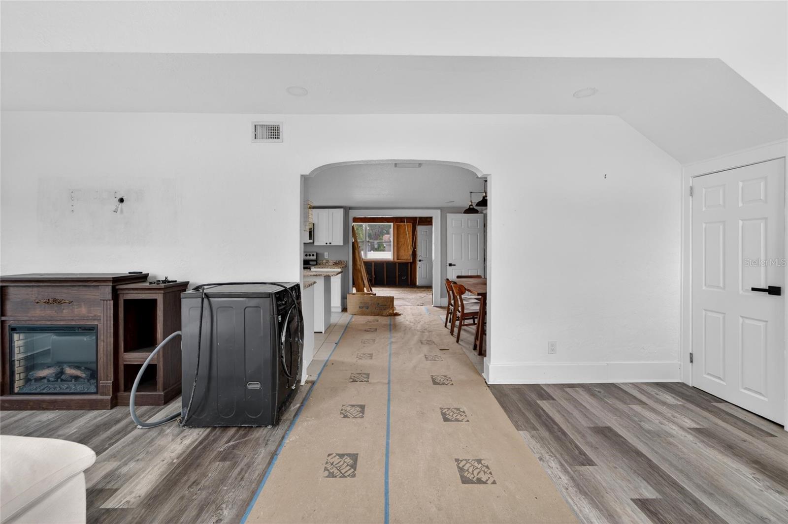 FRUITLAND HEIGHTS - Residential