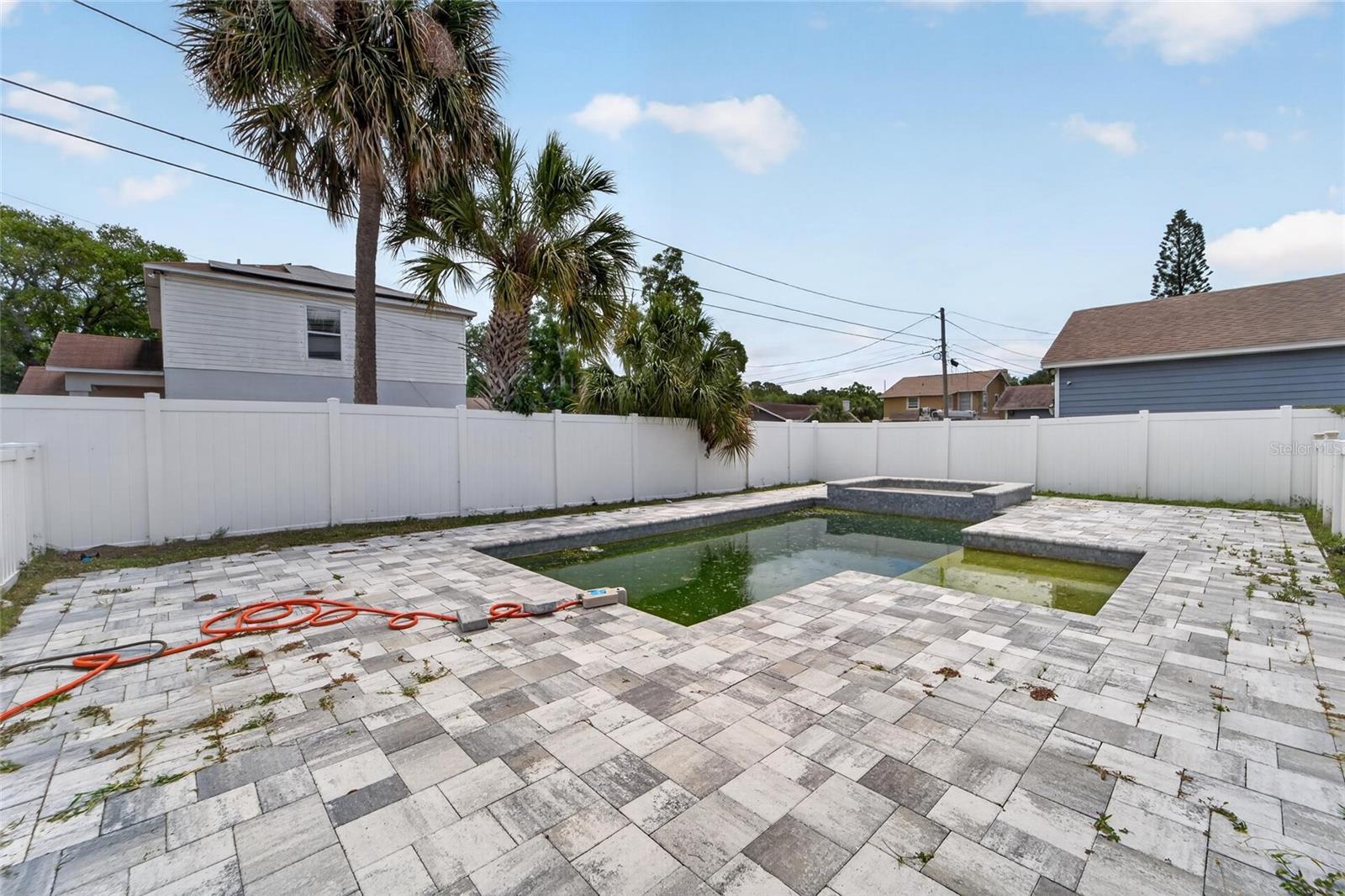 FRUITLAND HEIGHTS - Residential