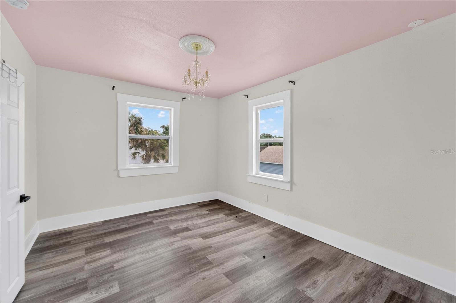 FRUITLAND HEIGHTS - Residential