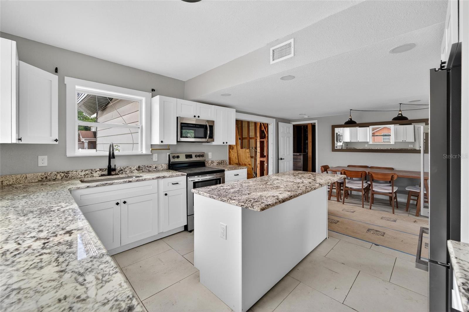 FRUITLAND HEIGHTS - Residential