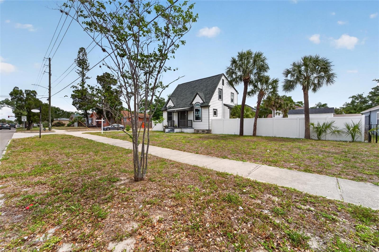 FRUITLAND HEIGHTS - Residential