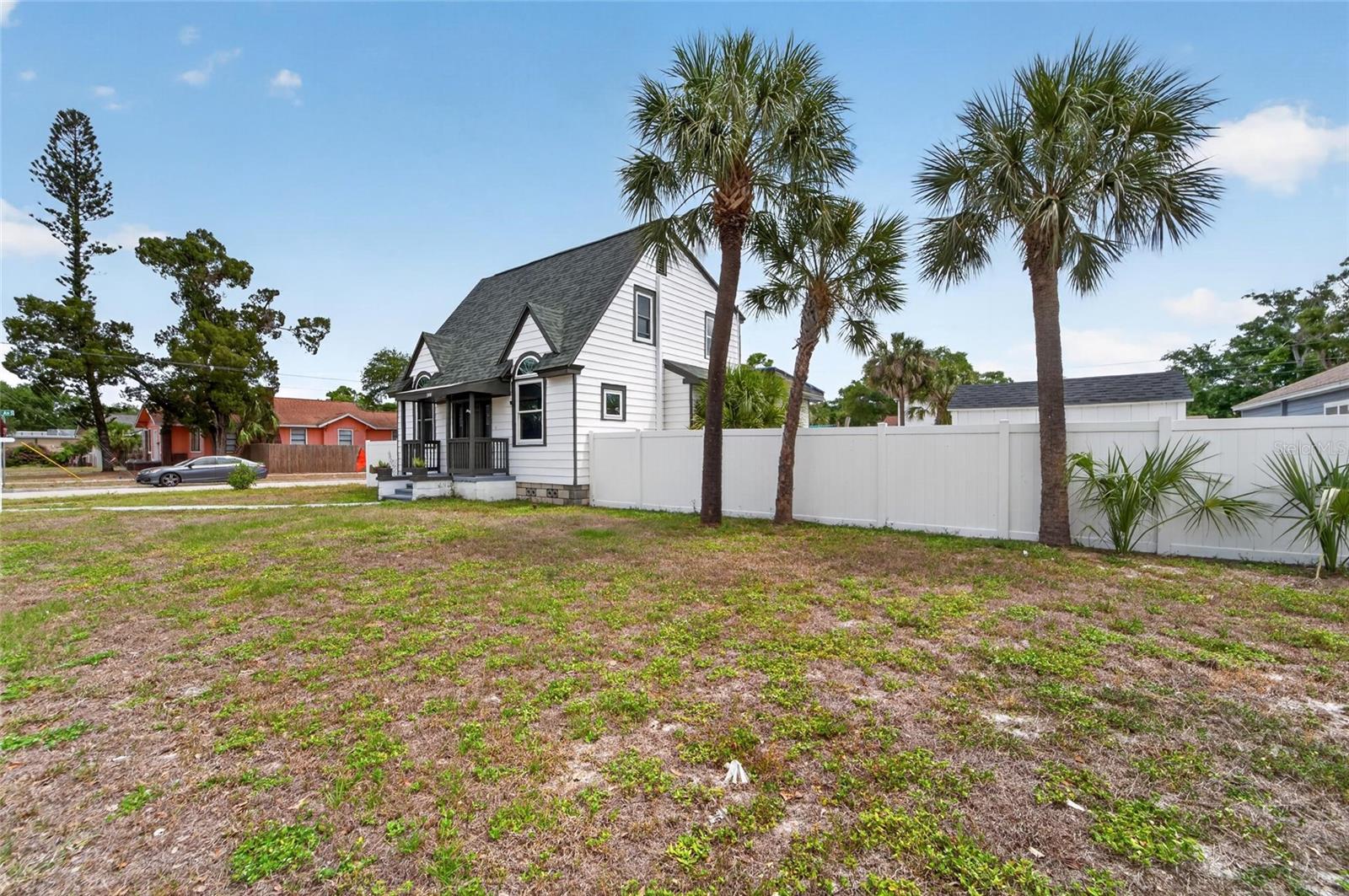 FRUITLAND HEIGHTS - Residential