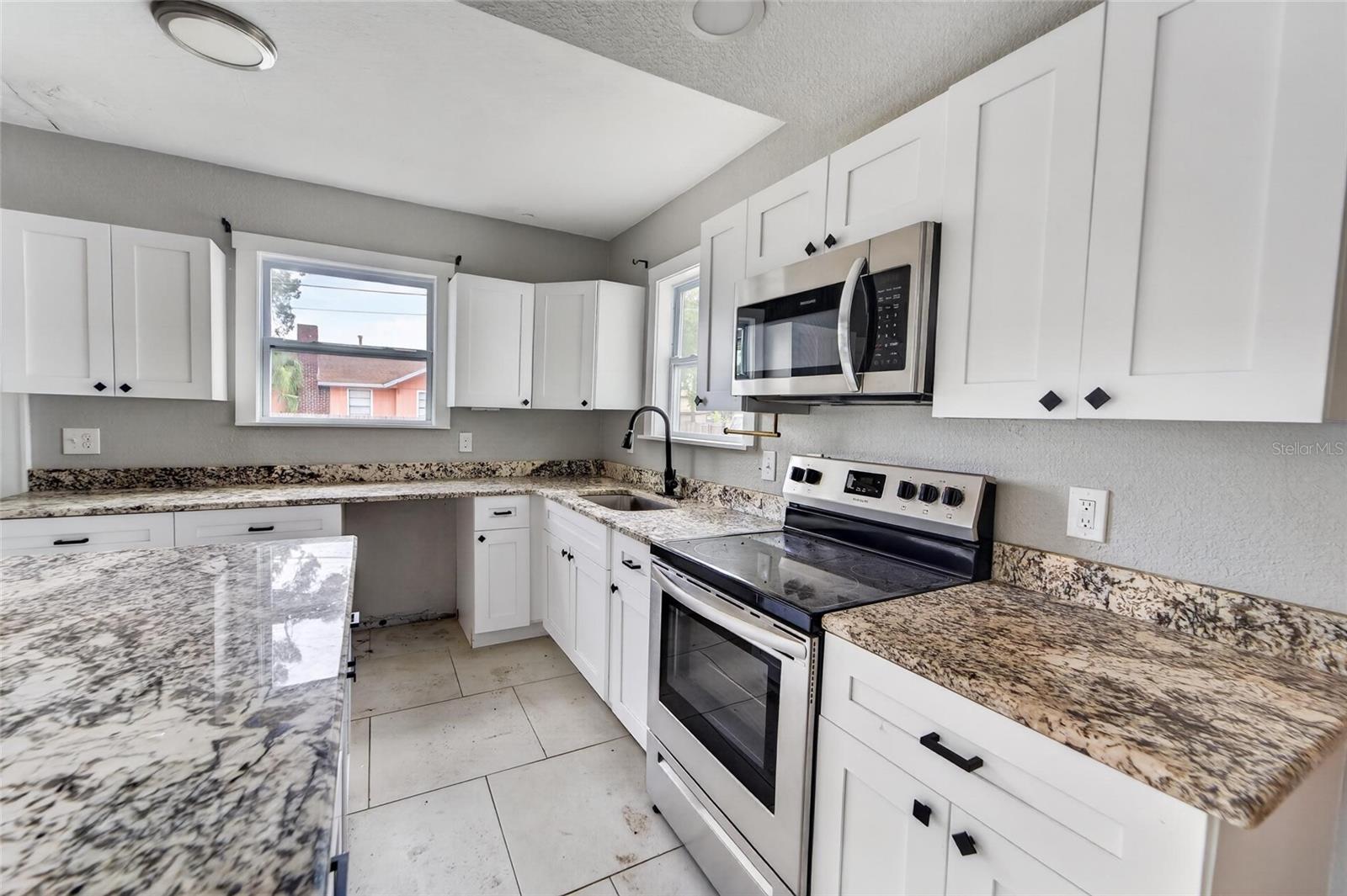 FRUITLAND HEIGHTS - Residential