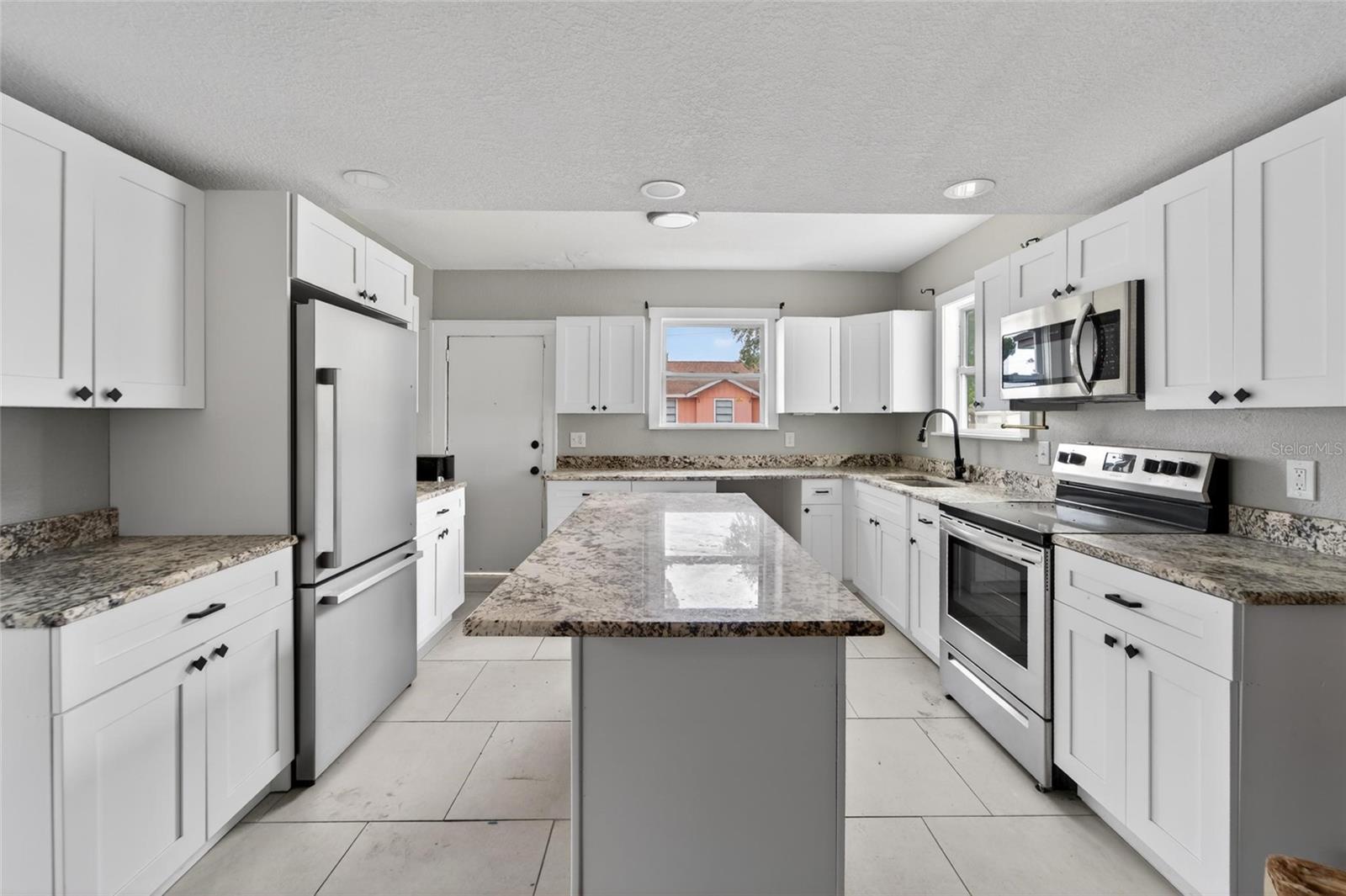 FRUITLAND HEIGHTS - Residential