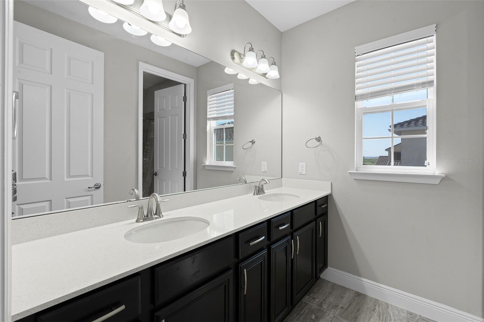 BELLALAGO PH 6H & 6I - Residential