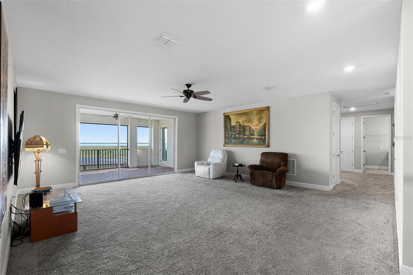 BELLALAGO PH 6H & 6I - Residential