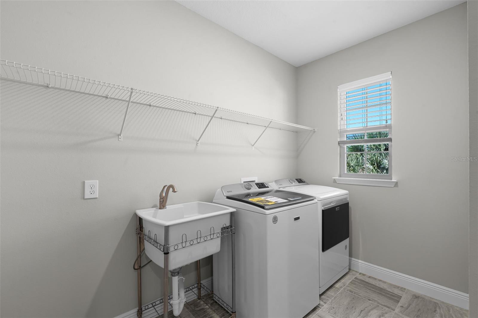 BELLALAGO PH 6H & 6I - Residential