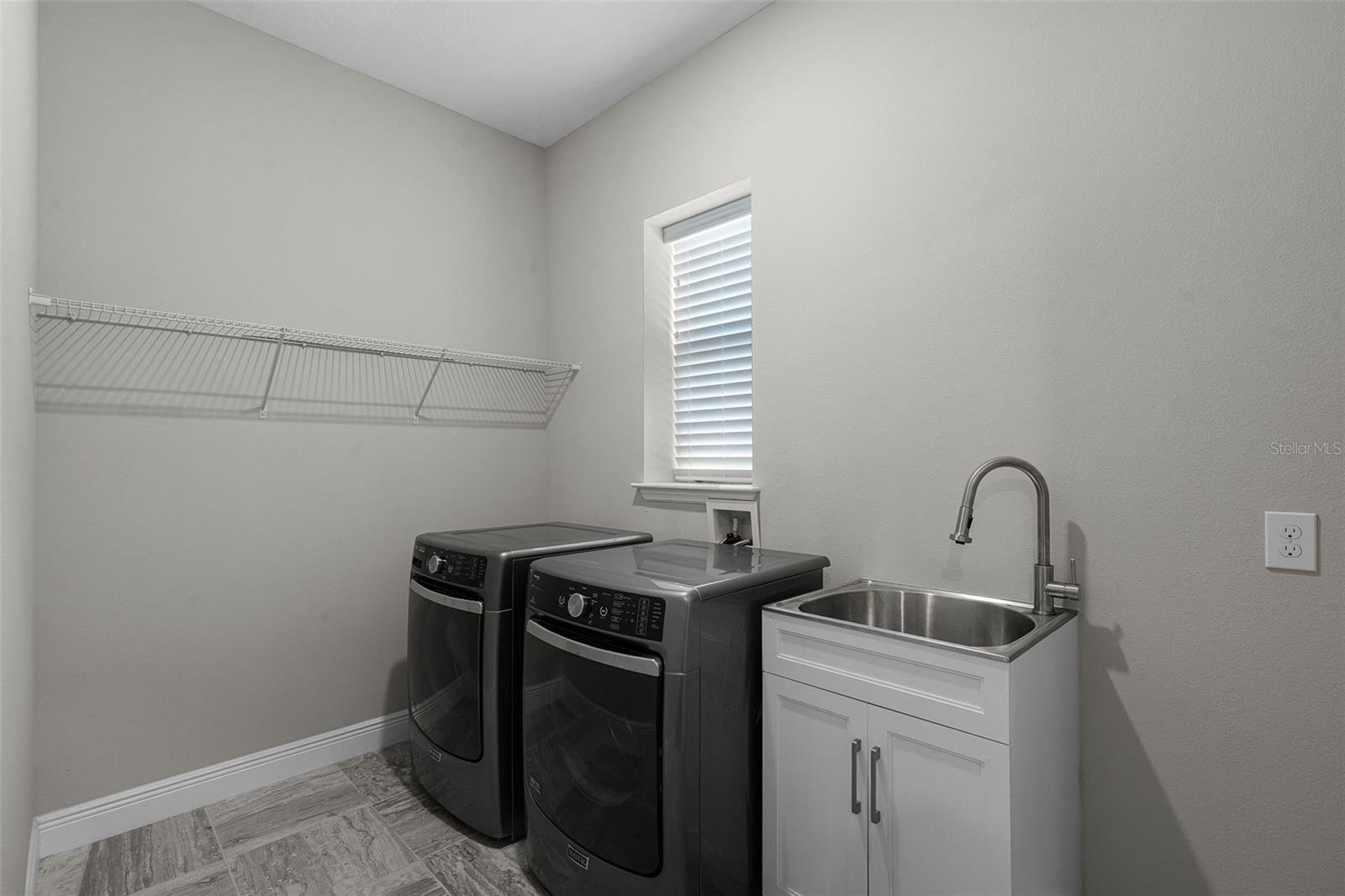 BELLALAGO PH 6H & 6I - Residential