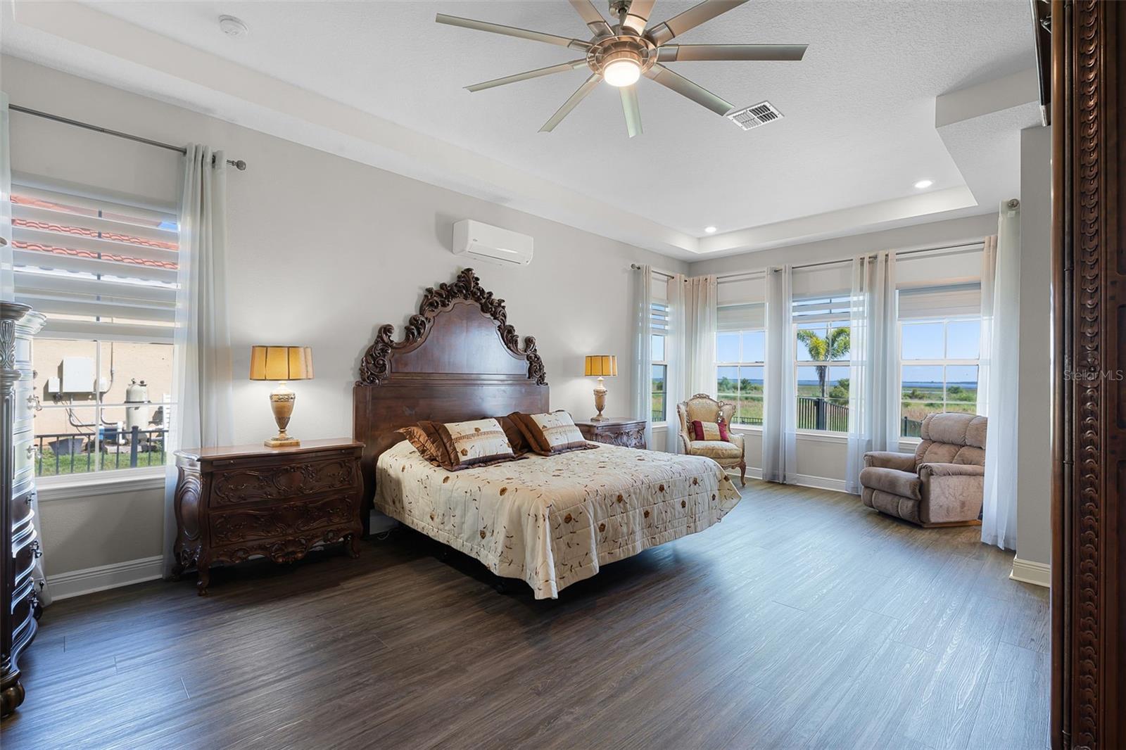 BELLALAGO PH 6H & 6I - Residential