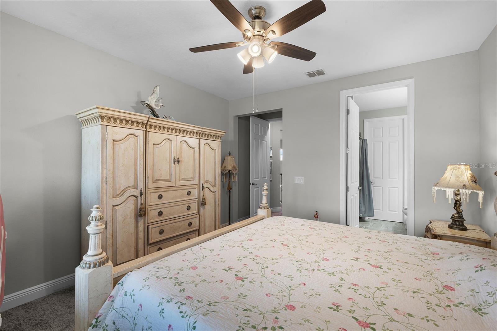 BELLALAGO PH 6H & 6I - Residential