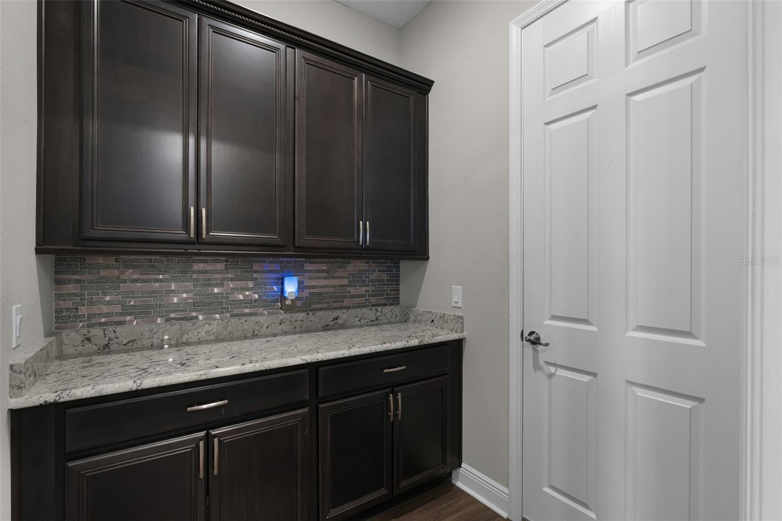 BELLALAGO PH 6H & 6I - Residential