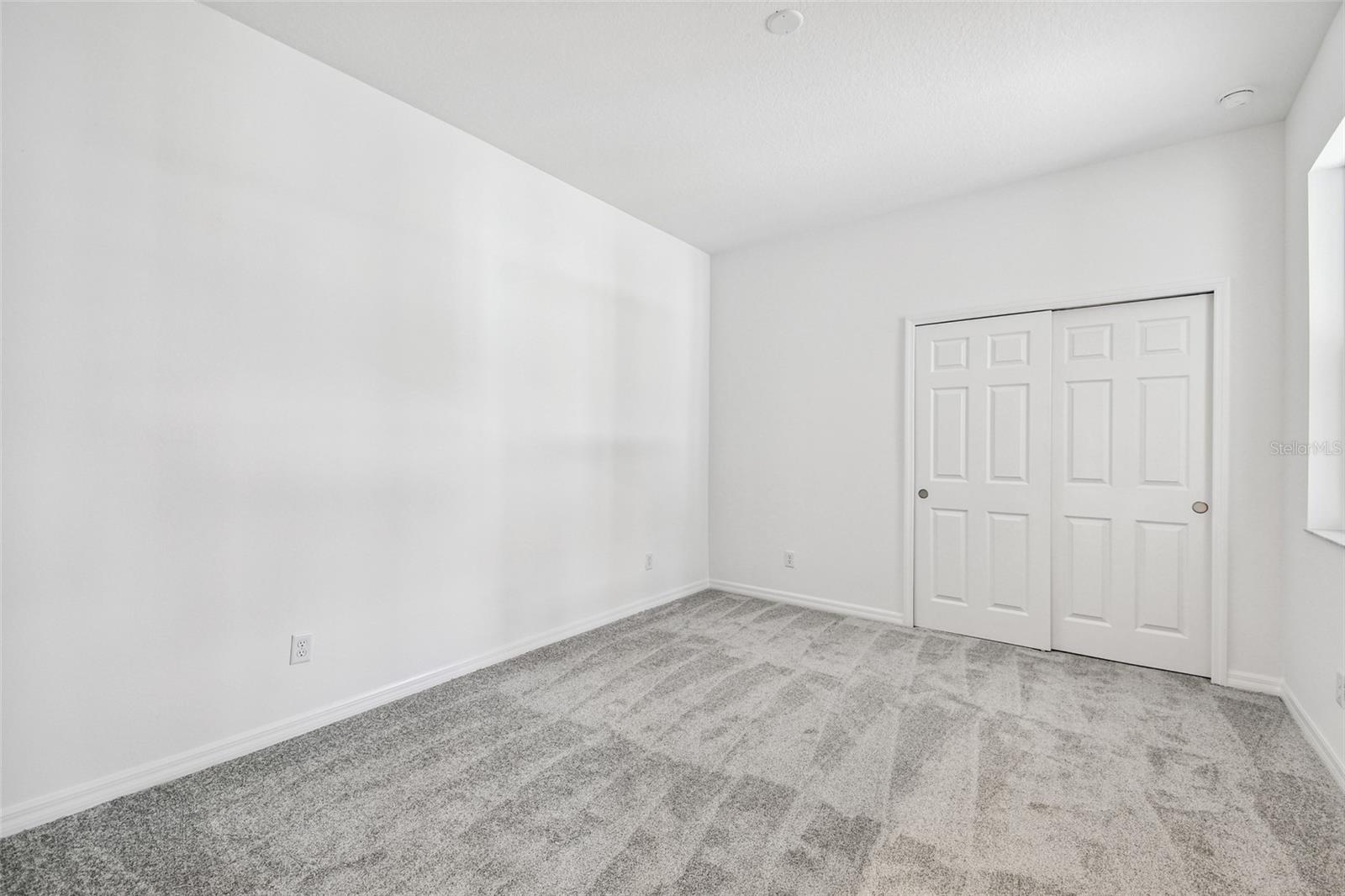 SWEETWATER VILLAS AT LAKEWOOD RANCH - Residential