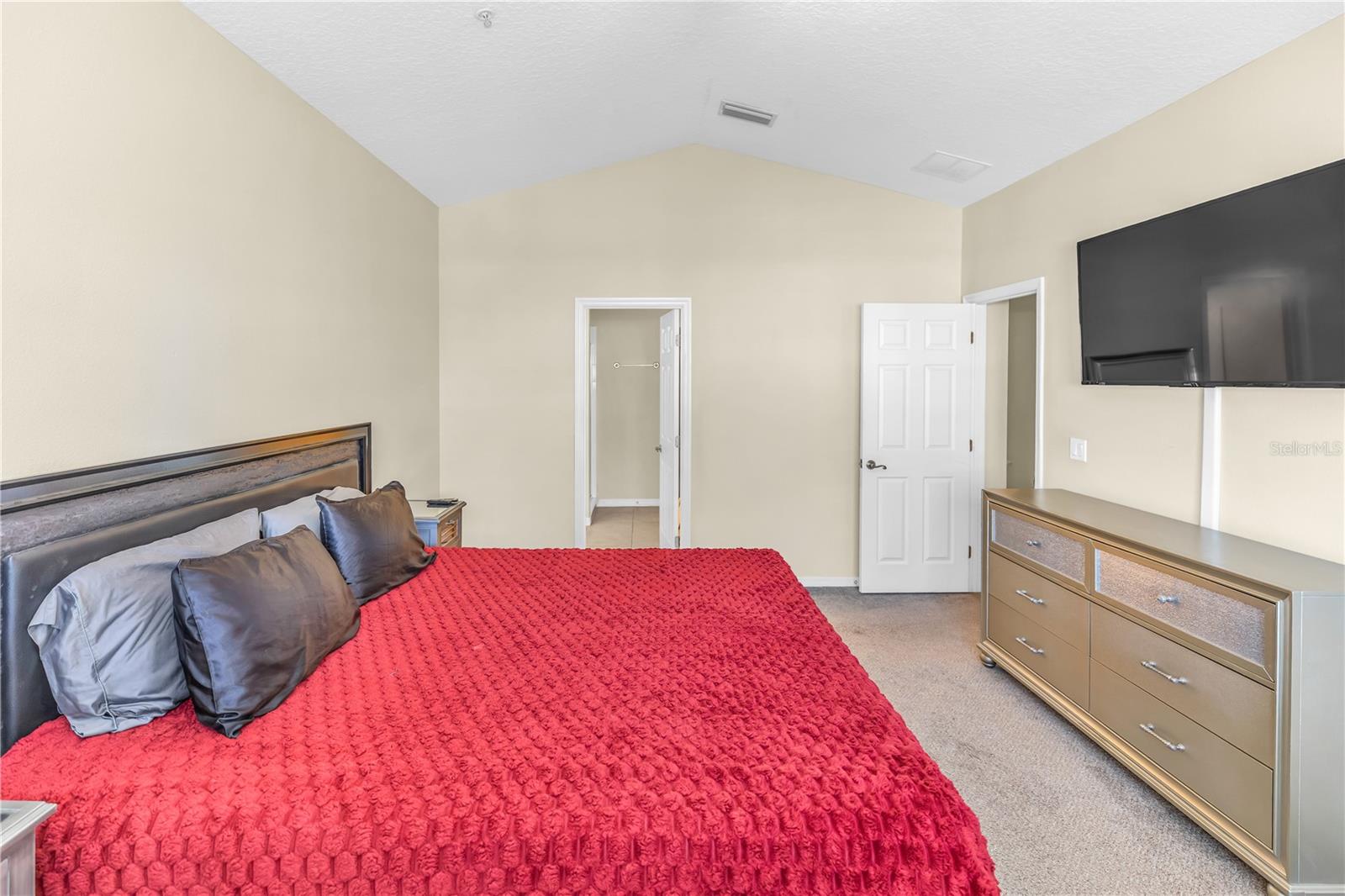 BARCLAY RESERVE TWNHMS - Residential