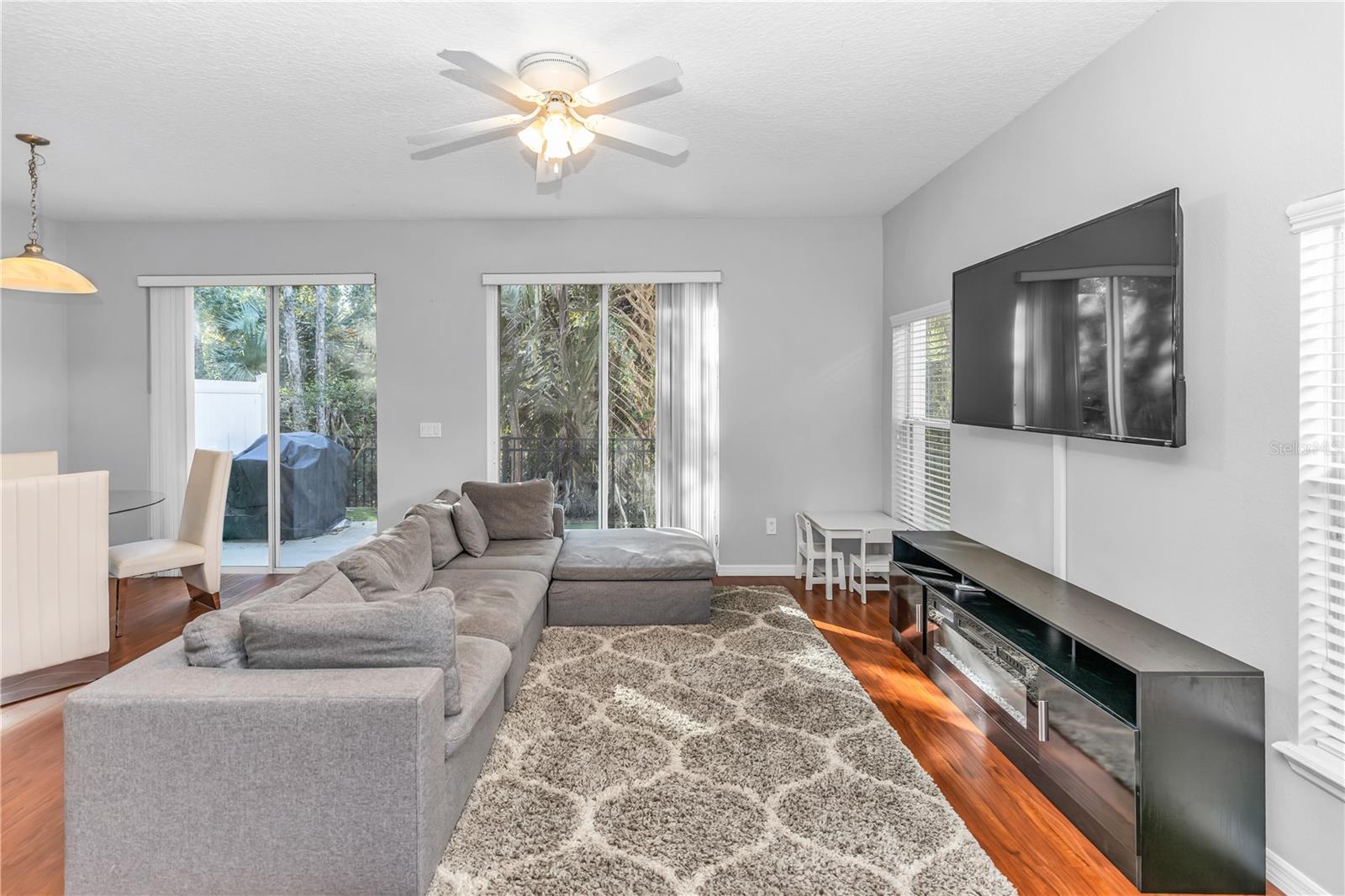 BARCLAY RESERVE TWNHMS - Residential