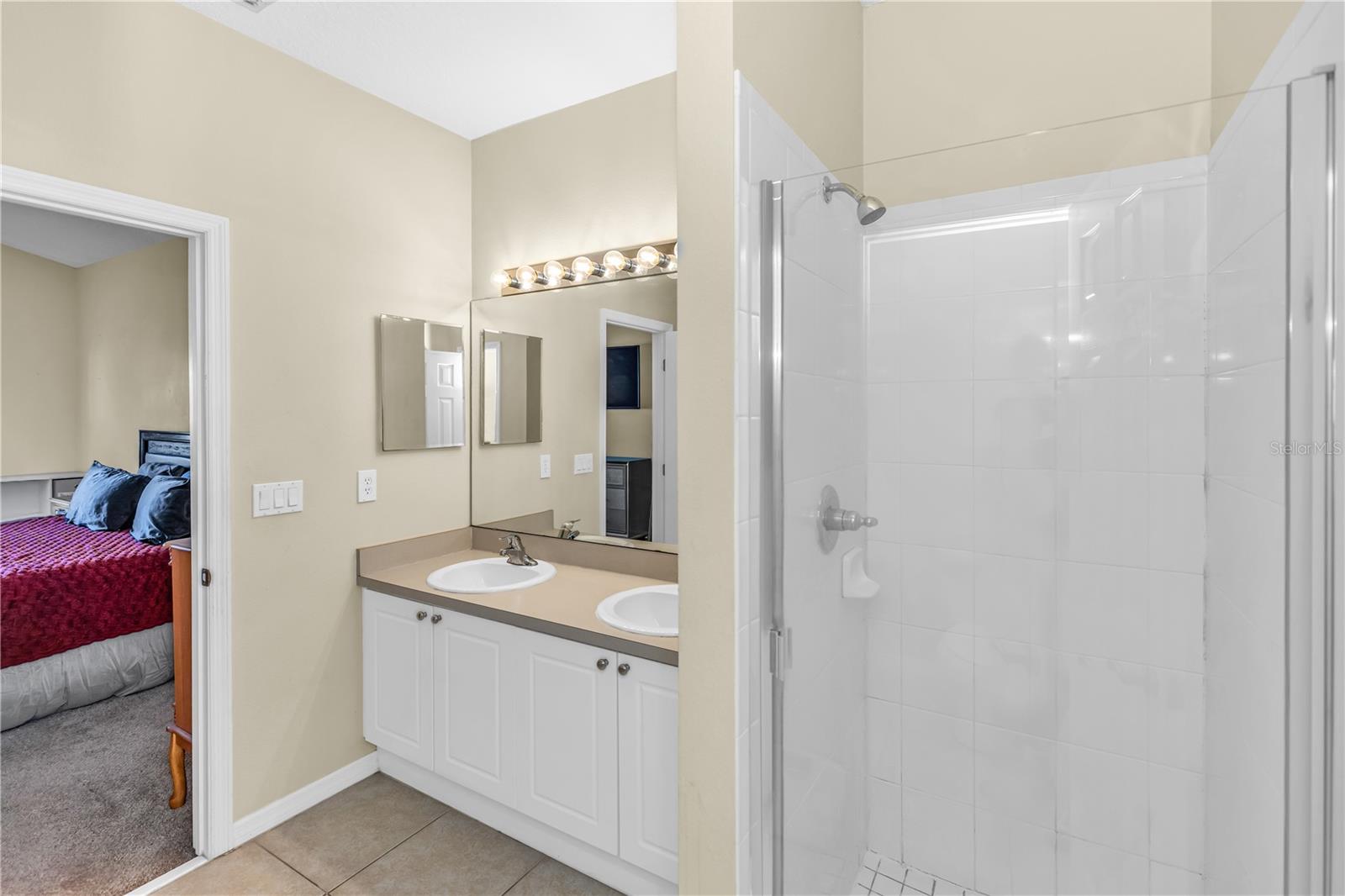 BARCLAY RESERVE TWNHMS - Residential