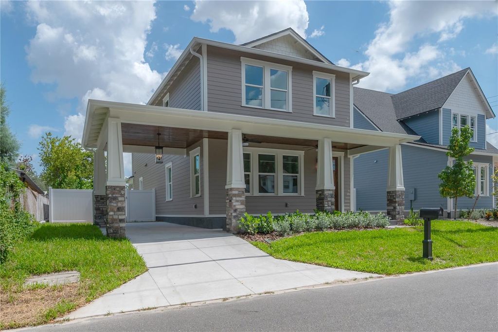 Photo of 1222 E Chelsea Street, Tampa, FL 33603 (MLS # TB8523408)