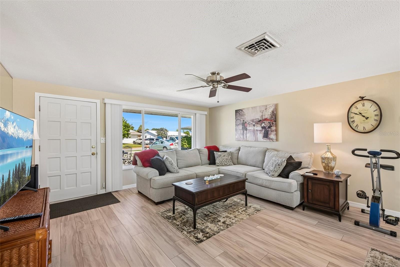 106 ALGIERS DRIVE