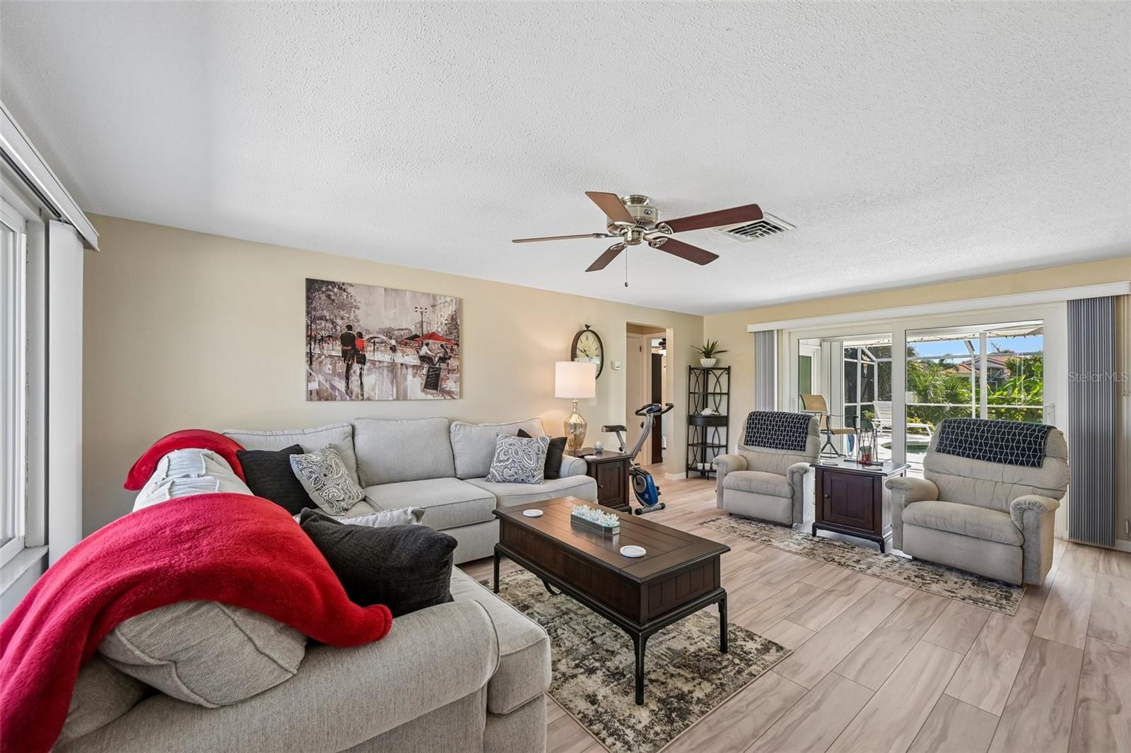 106 ALGIERS DRIVE
