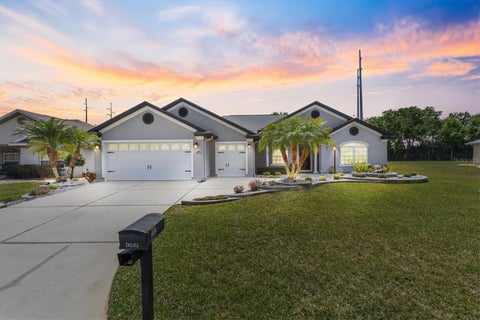 Featured picture for the property OM698405
